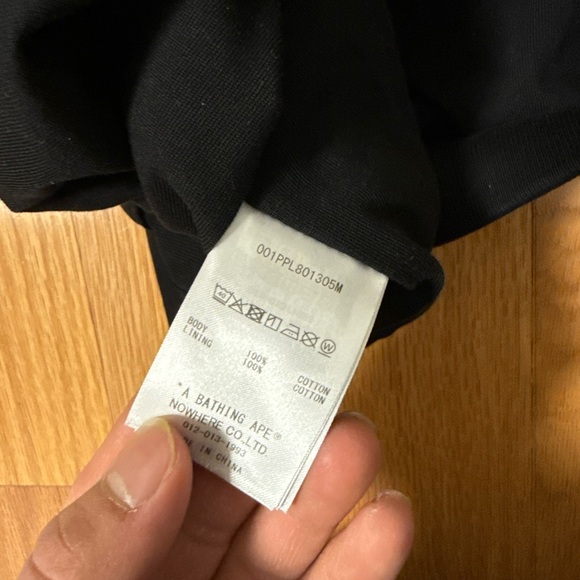 A bathing ape Bape padded shark cropped fit pullover black hoodie - Picture 11 of 16